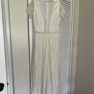 Elegant White Lace Dress